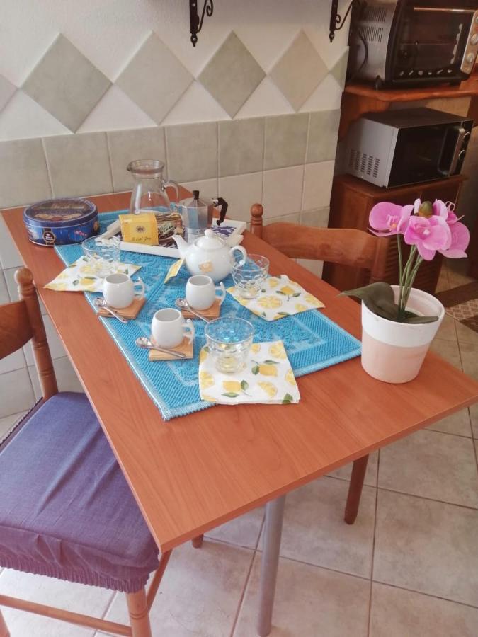 Appartamenti Le Conchiglie E Le Stelle Marine Cala Gonone Eksteriør billede